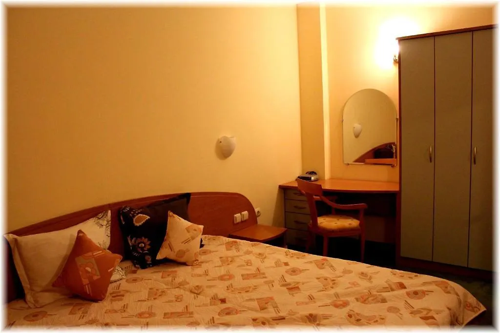 Apartment House Iztok Sofía