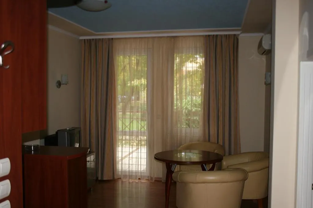 Apartment House Iztok Sofía